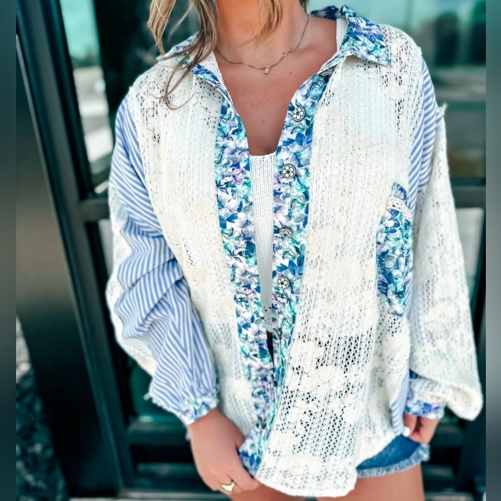 POL Floral Patchwork Demim And Knit Top. Sz S. NWOT Oversized